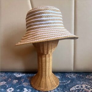 ERIC JAVITIS “Squishee” Natural Straw White Ribbon UPF 50+ Packable Bucket Hat